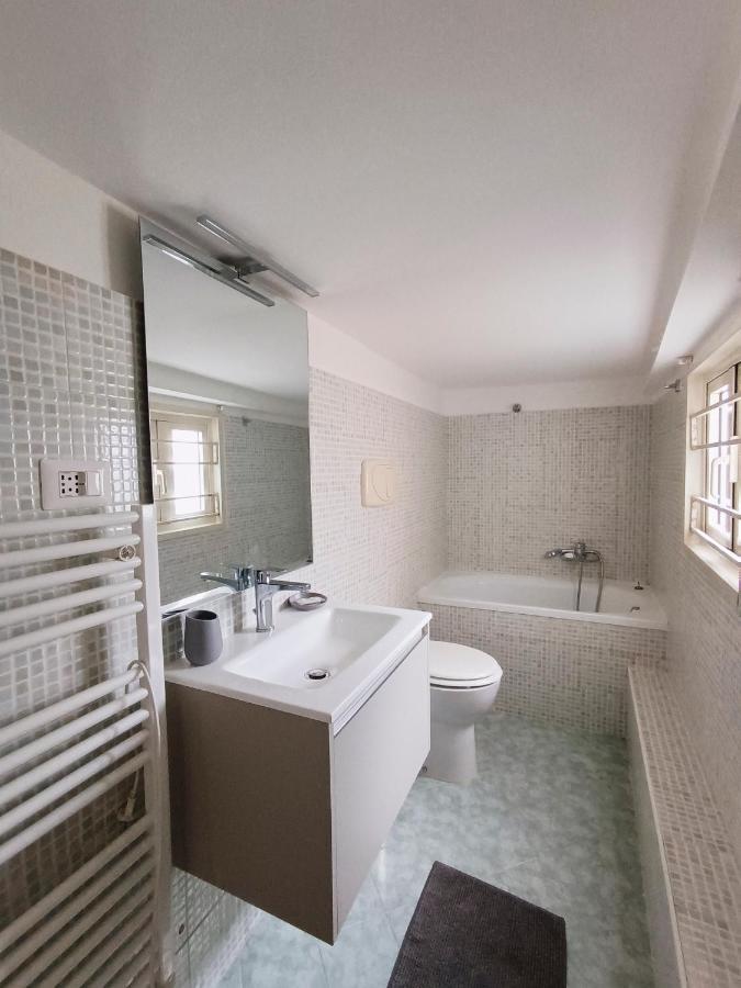 La Tua Casa A Viadelcorso Apartment Rome Bagian luar foto