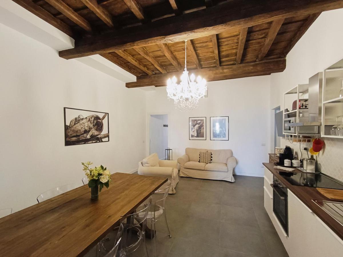 La Tua Casa A Viadelcorso Apartment Rome Bagian luar foto