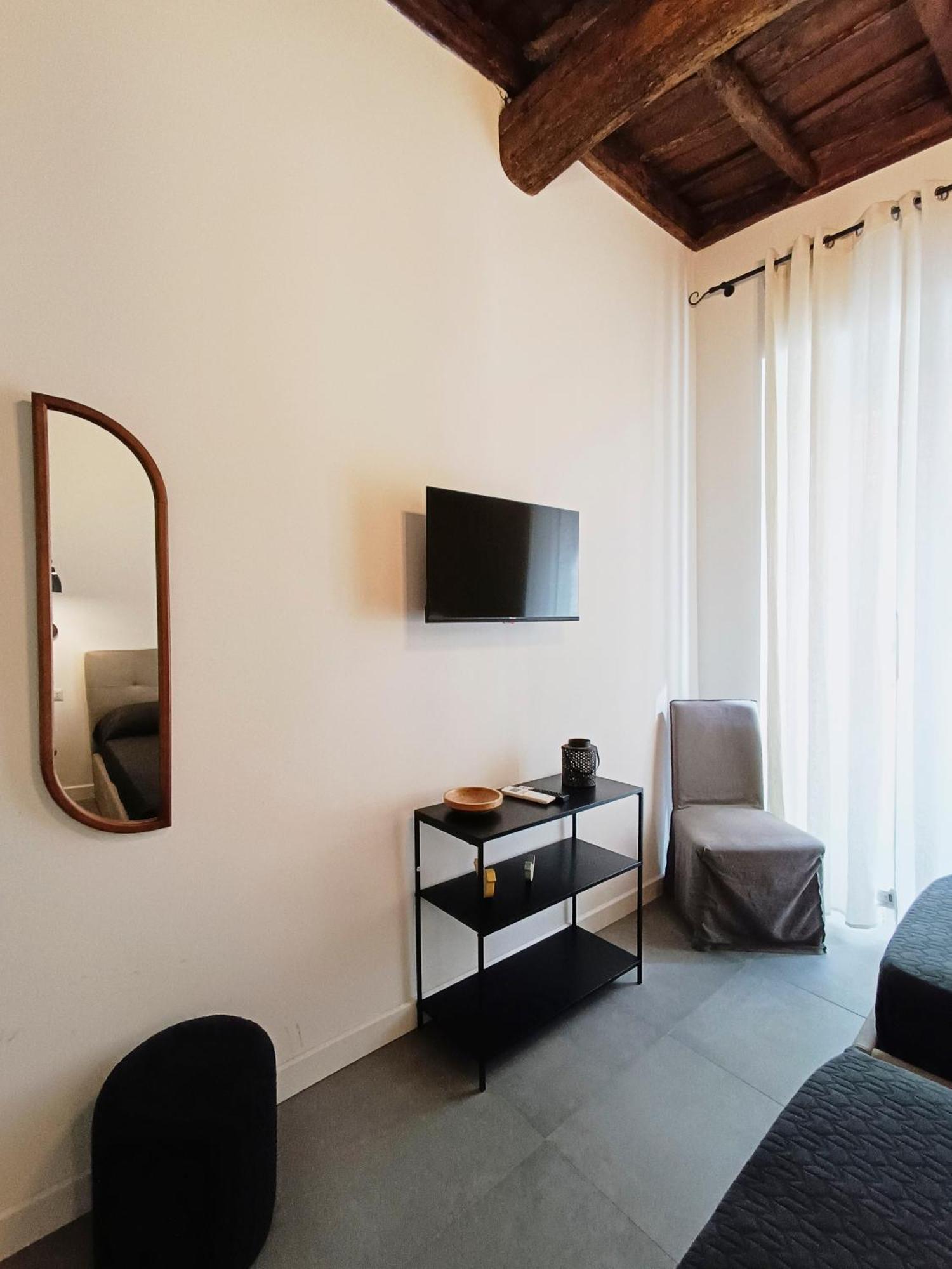 La Tua Casa A Viadelcorso Apartment Rome Bagian luar foto