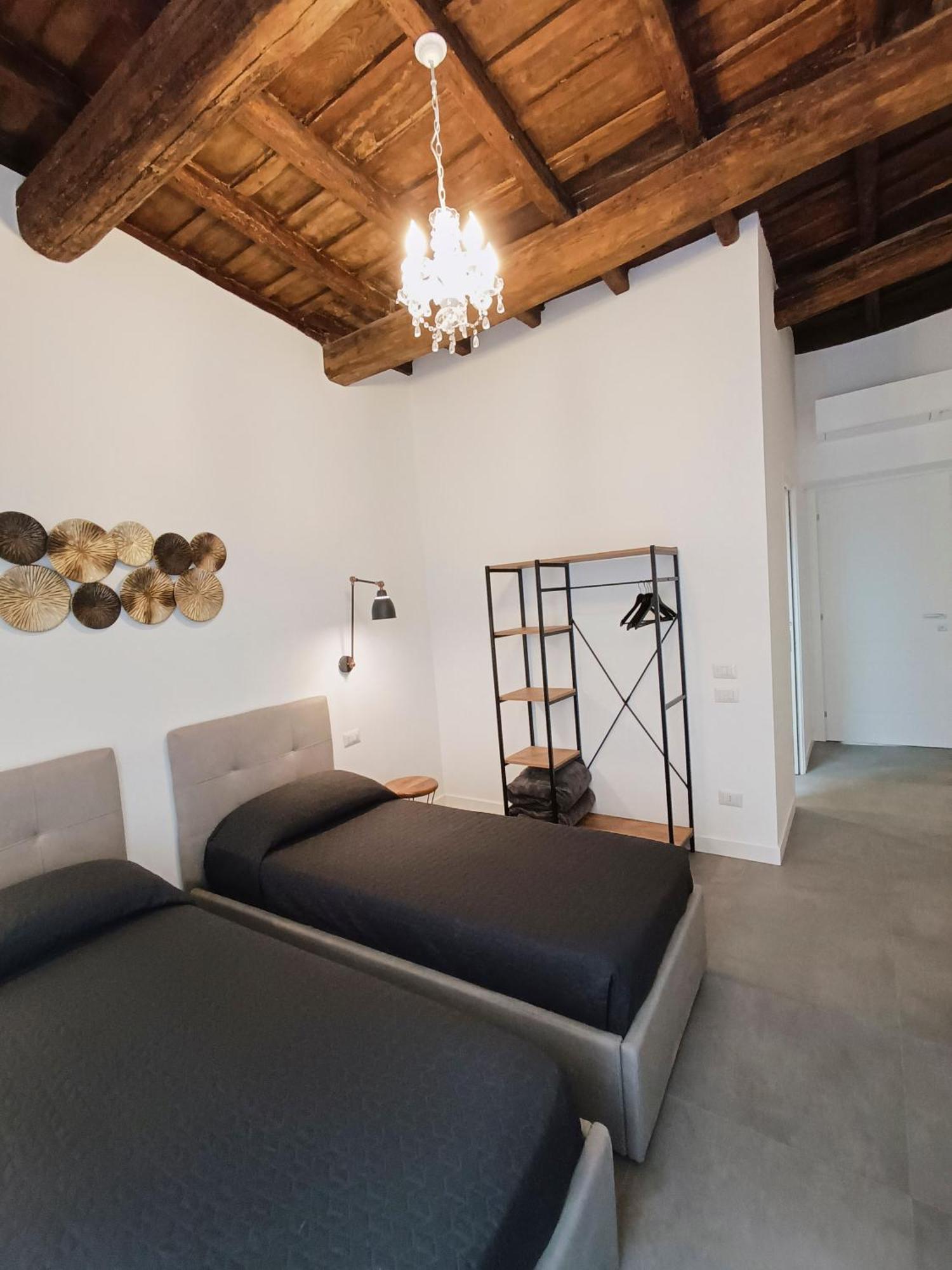 La Tua Casa A Viadelcorso Apartment Rome Bagian luar foto